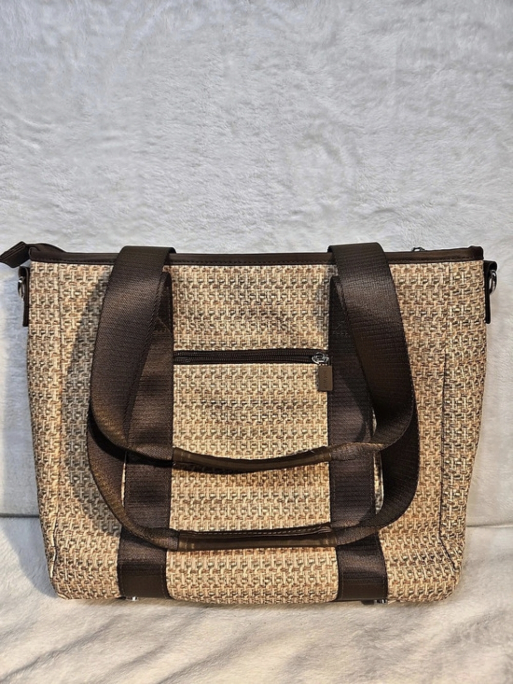 IHKWIP Woven Raffia Style 2 Pieceplus Addtl Strap Tote Bag in Brown & Beige